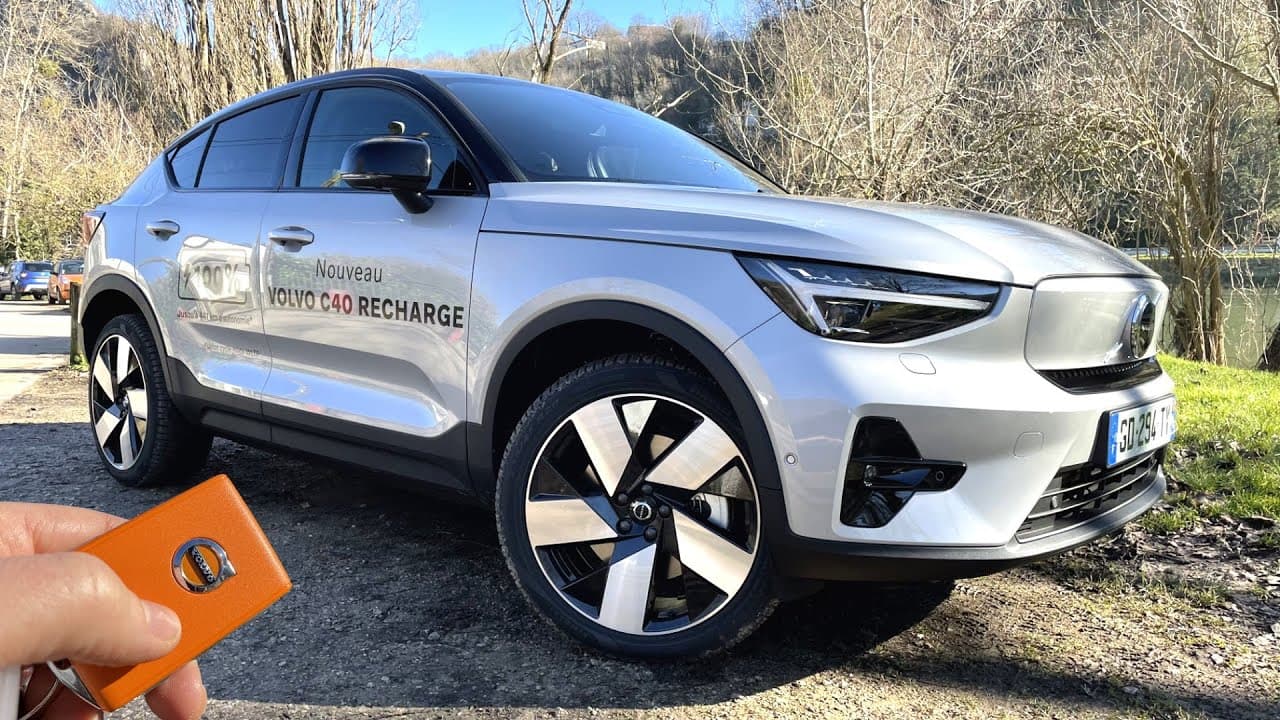 2021 Volvo C40 Ultimate (Silver)