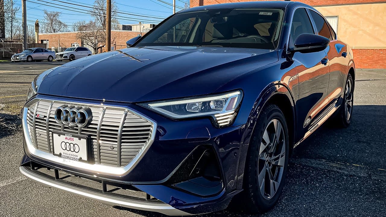 2019 Audi e-tron S (Orange)